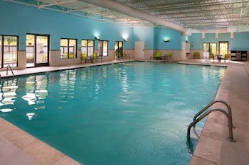 Sonesta Select Nashville Airport Suites