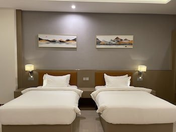 Season Inn Hotel Al Hail