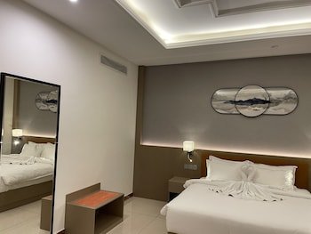 Season Inn Hotel Al Hail