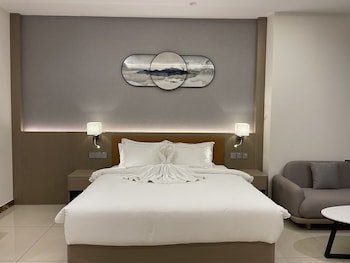 Season Inn Hotel Al Hail