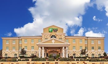 Holiday Inn Express Hotel & Suites Brady