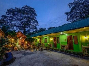 Butterfly Totem Guesthouse