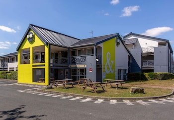 B&B Hôtel Châteauroux Aéroport