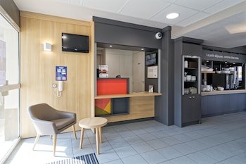 B&B Hôtel Châteauroux Aéroport