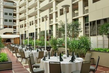 Embassy Suites Atlanta - at Centennial Olympic Park