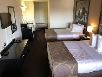 Super 8 by Wyndham Fernley