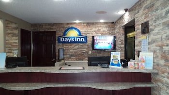 Days Inn by Wyndham Maumee/Toledo