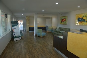 Rodeway Inn & Suites