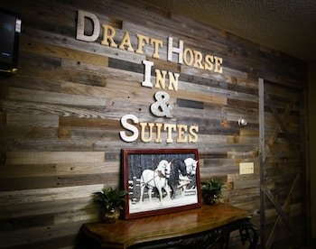 Draft Horse Inn & Suites