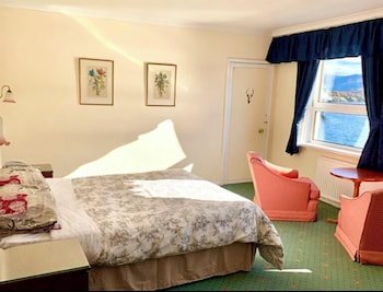 The Lochalsh Hotel
