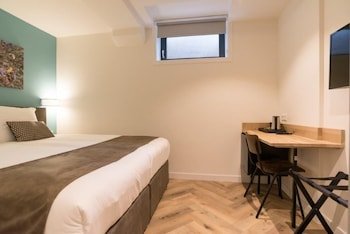 Hof Van Holland Hotel
