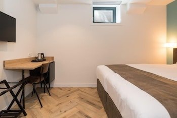 Hof Van Holland Hotel