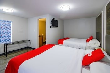 Hotel Sulphur LA Hwy 90 West by OYO Rooms