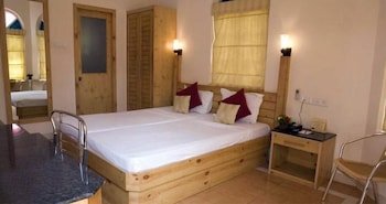 Varca Le Palms Beach Resort