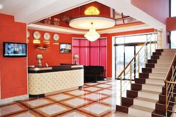 Firuz Hotel