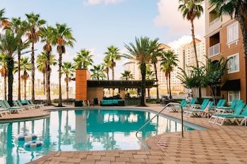 The Point Hotel & Suites by Sonder