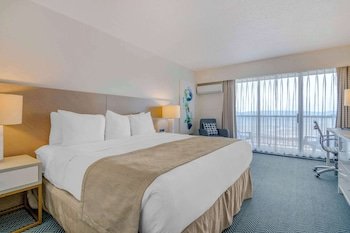 Bayside Oceanfront Resort