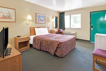 Days Inn by Wyndham Espanola