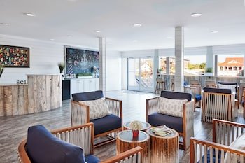 Shem Creek Inn