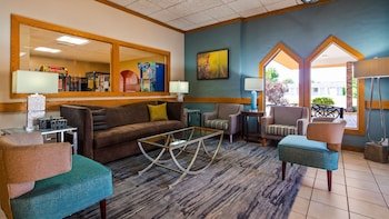 Best Western Woodhaven Inn