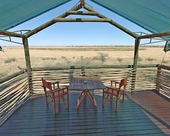 Intu Afrika Kalahari Suricate Tented Lodge