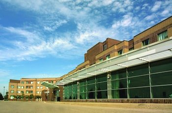 Residence & Conference Centre - Hamilton