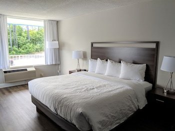 Lakefront Terrace Resort