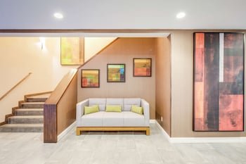 Double Tree by Hilton Huntington