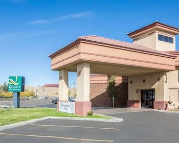 Quality Inn & Suites