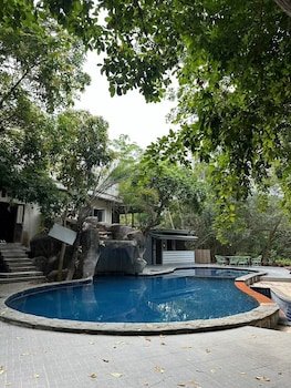 Baan Busaba Hotel