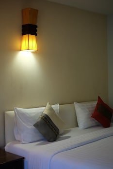 Baan Busaba Hotel