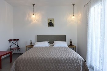Tsakanos Home