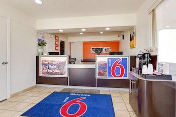 Motel 6 Scottsdale South