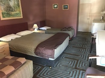 Cottonwood Lodge