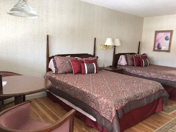 Island Pond Country Inn