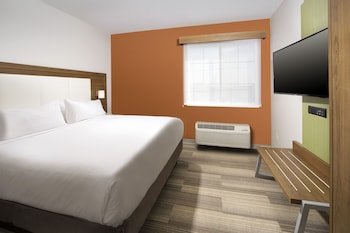 Holiday Inn Express Hotel & Suites San Antonio-Downtown Market Area
