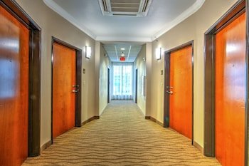 Comfort Suites