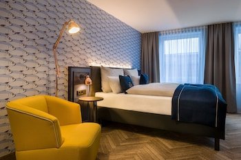 Holiday Inn - the niu, Welly Kiel