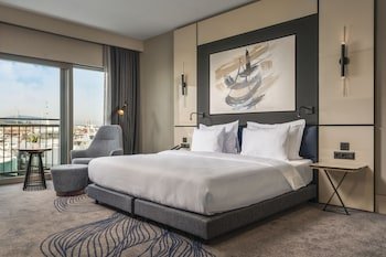 Crowne Plaza Istanbul Tuzla Viaport Marina