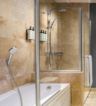 Crowne Plaza Istanbul Tuzla Viaport Marina