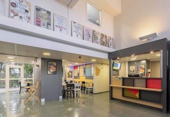 B&B HOTEL Douai Parc des Expos Cuincy