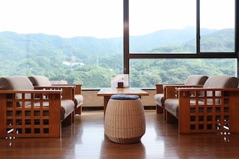 Yugawara Onsen Furusato no Kaze Ryokan Shiori
