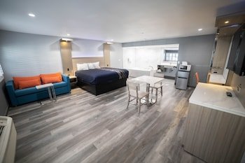 Travelodge by Wyndham Whittier