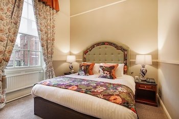 Wynnstay Hotel & Spa
