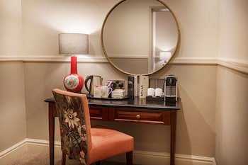 Wynnstay Hotel & Spa