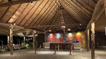 Hotel On Vacation Wayira Beach