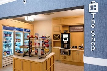 Hilton Garden Inn Milwaukee Northwest Conference Center