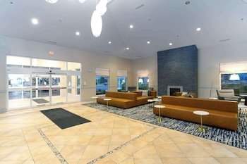 Hilton Garden Inn Milwaukee Northwest Conference Center