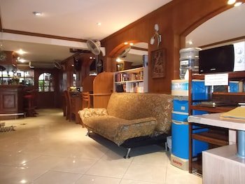 Chaiyapoon Inn