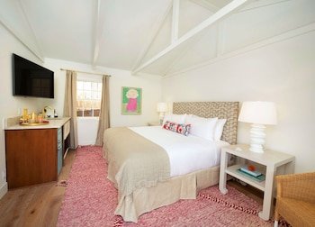 Farmhouse Motel
